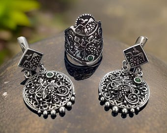 Armeens zilveren set traditionele vrouwenring en oorbellen met berg Ararat Masis Sis en druiven