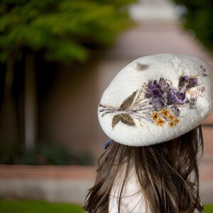 White Beret with Handpainted Floral Bouquet - French-Inspired Spring Fashion - Artisan Handcrafted Hat