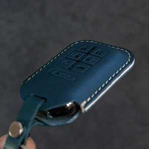 Honda Series [1-7] Leather Key Fob Cover for Honda Odyssey - Italian Veg-Tanned Leather -7 Buttons