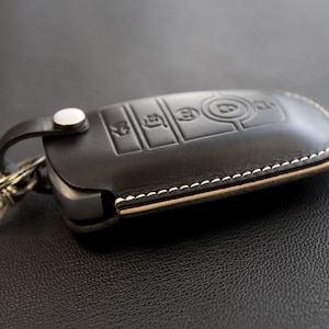 Ford Series [2-5] Key Fob Cover Premium Leather Keyless Remote Car Key Case 5 Button F150 Mustang Explorer Expedition Car Accessory