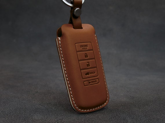 Genuine Brand New Leather QE2 Key Fob includes QE2 Crew Key