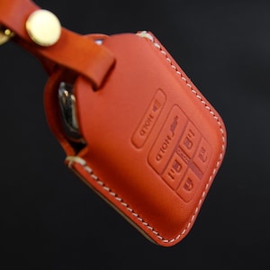 Honda Series [1-6] Key Fob Cover for Honda Odyssey - Italian Veg-Tanned Leather -6 Buttons