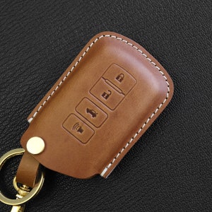 Toyota Series [2-4] Leather Key Case - Camry Highlander RAV4 Avalon - 4 Buttons Cover - Italian Veg-Tanned Leather