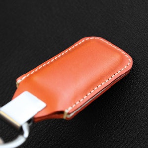 Leather Brut [VV03] Key Cover for Volvo / Polestar2 sport key S90 V60 V90 XC40 XC60 XC90 Polestar 2 - Italian Veg-Tanned Leather