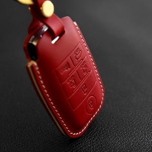 Kia Serie Autoschlüssel Hülle, Italienisches Veg Gegerbtes Leder Kia Sedona Schlüsselanhänger Fall, Auto Zubehör personalisierte Stempel 01-6B