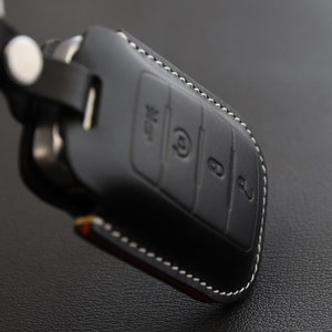 RAM Series [1-4] Key Fob Cover for 1500 2500 3500  - Italian Veg-Tanned Leather - 4 Buttons - Handmade