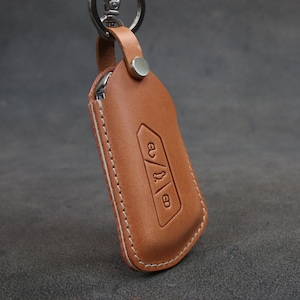 Volkswagen [3-3] Leather Key Case for Volkswagen - Golf GTI MK8 ID.4  - 3 Buttons - Italian Leather - Free Personalized Stamp