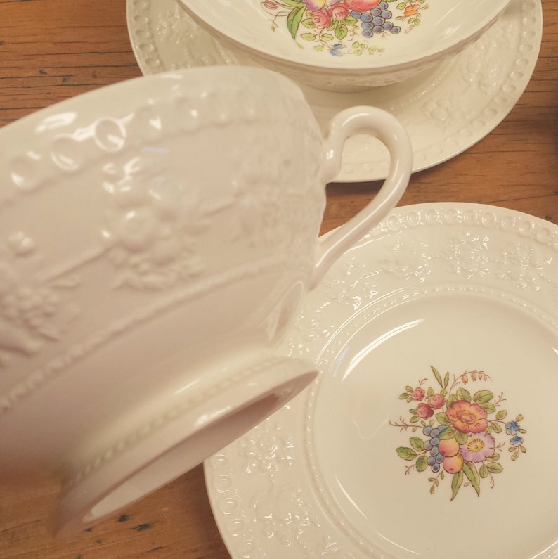 3 Wedgwood Mayfair Footed Cream Soup Bowls & Saucer Set Double Handle ...