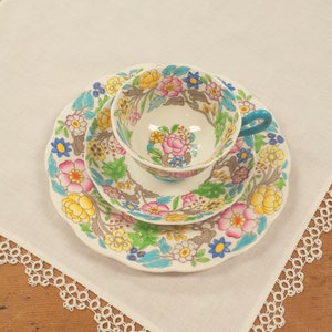 3 Jacobean par Royal Albert Tea Trios, Cup/Saucer/Dessert/Salad/Plate Hampton Blue/Turquoise