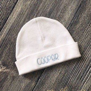 Personaliseer Hospital Boy Beanie - Monogram Newborn Boy Hat - Custom Infant Cap - Baby Boy Beanie with Name - Custom Baby Gift - Hospital Cap