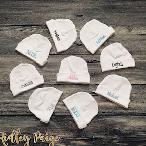 Personaliseer newborn hospital hat - Baby Boy Cap - Monogram Baby Hat - Geborduurde Baby Beanie - Geborduurde ziekenhuishoed - Aangepaste babyhoed