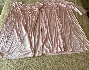 Vintage Vanity Fair Pink Nightgown & Robe Set Womens Large