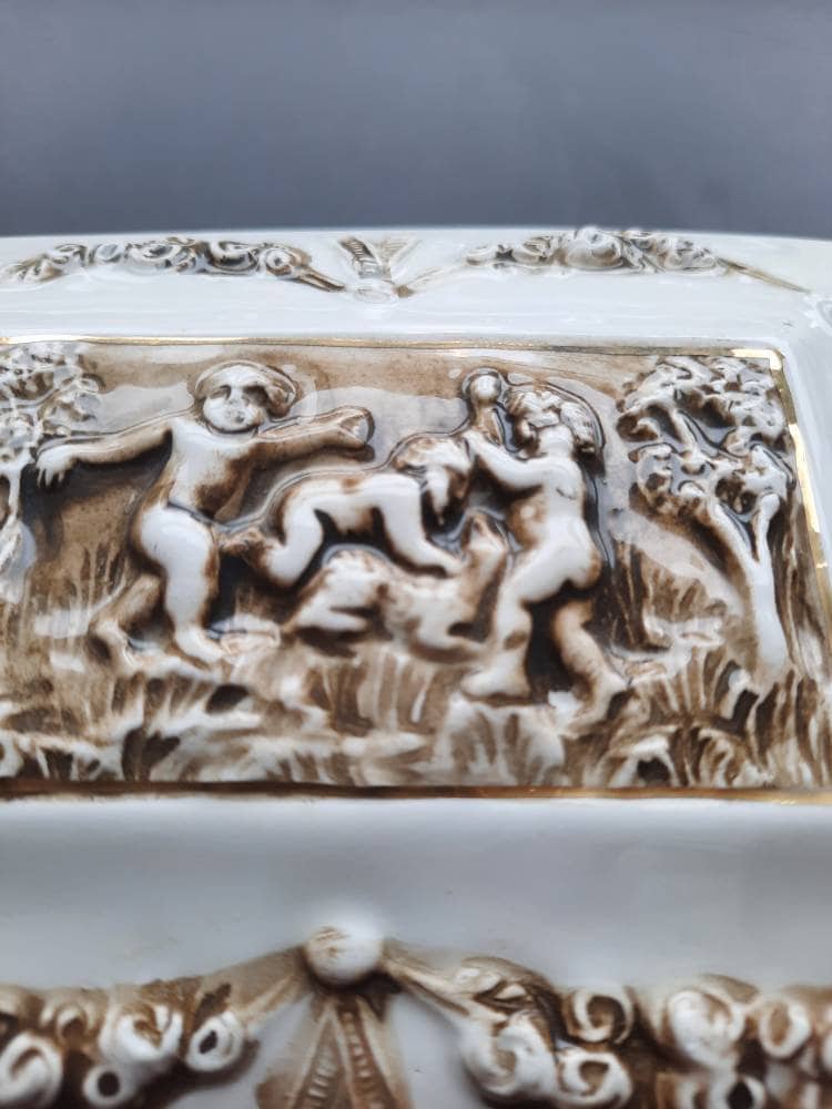 R. Capodimonte Made in Italy Vintage Footed 1960's Porcelain R. Capodimonte Made in Italy Vintage Footed 1960's Porcelain