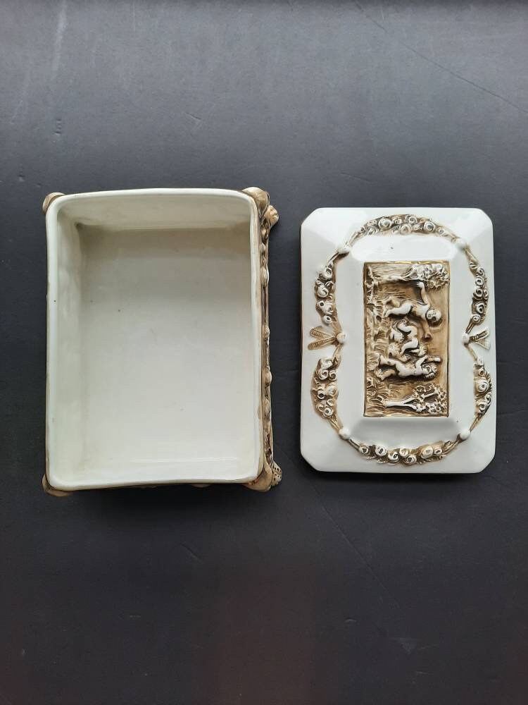 R. Capodimonte Made in Italy Vintage Footed 1960's Porcelain R. Capodimonte Made in Italy Vintage Footed 1960's Porcelain