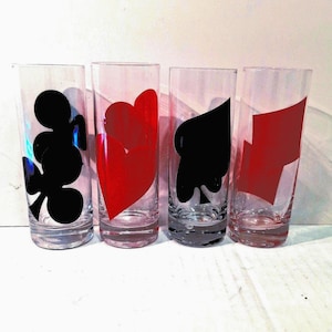 Jeu de 4 verres à liqueur Club Heart Spade Diamond des années 70