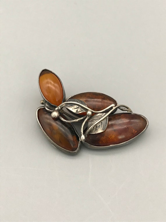 Vintage Baltic Cognac Amber Leaf Motif Sterling S… - image 1