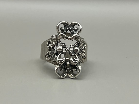 Vintage Kultaseppä Salovaara Scrolled Filigree Modernist 830 Silver Ring, Adjustable Size 7, Finland, 1969
