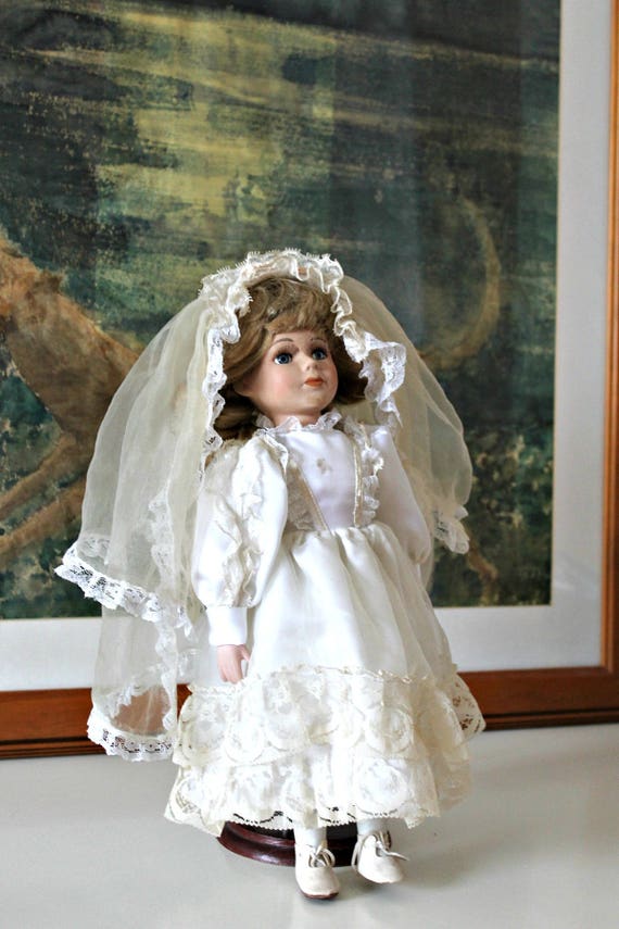 collectible bride dolls