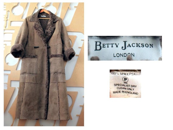 Sheepskin coat Long coat Shearling coat Fur coat W