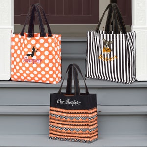 Personalized Halloween Bucket, Monogrammed Tote Bag, Custom Halloween Tote, Personalized Halloween Tote, Trick Or Treat Tote, Candy Bag