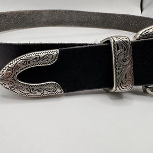 Western Cowhide Leather Belt Engraved Buckle Urban Outfitters Size 34 image 3
