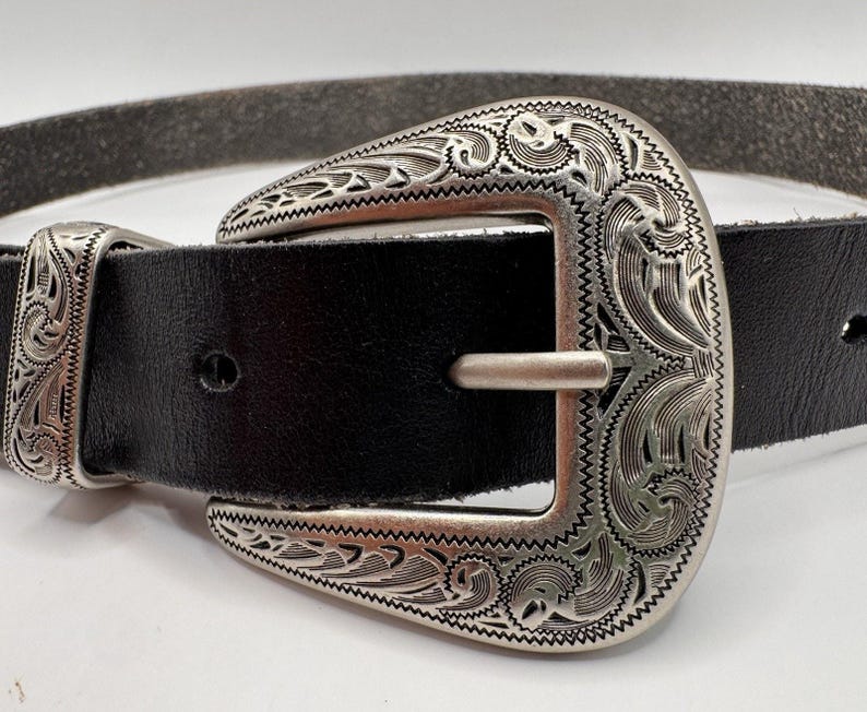 Western Cowhide Leather Belt Engraved Buckle Urban Outfitters Size 34 image 2