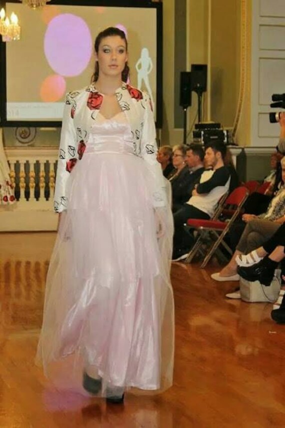 Prom Dress Race