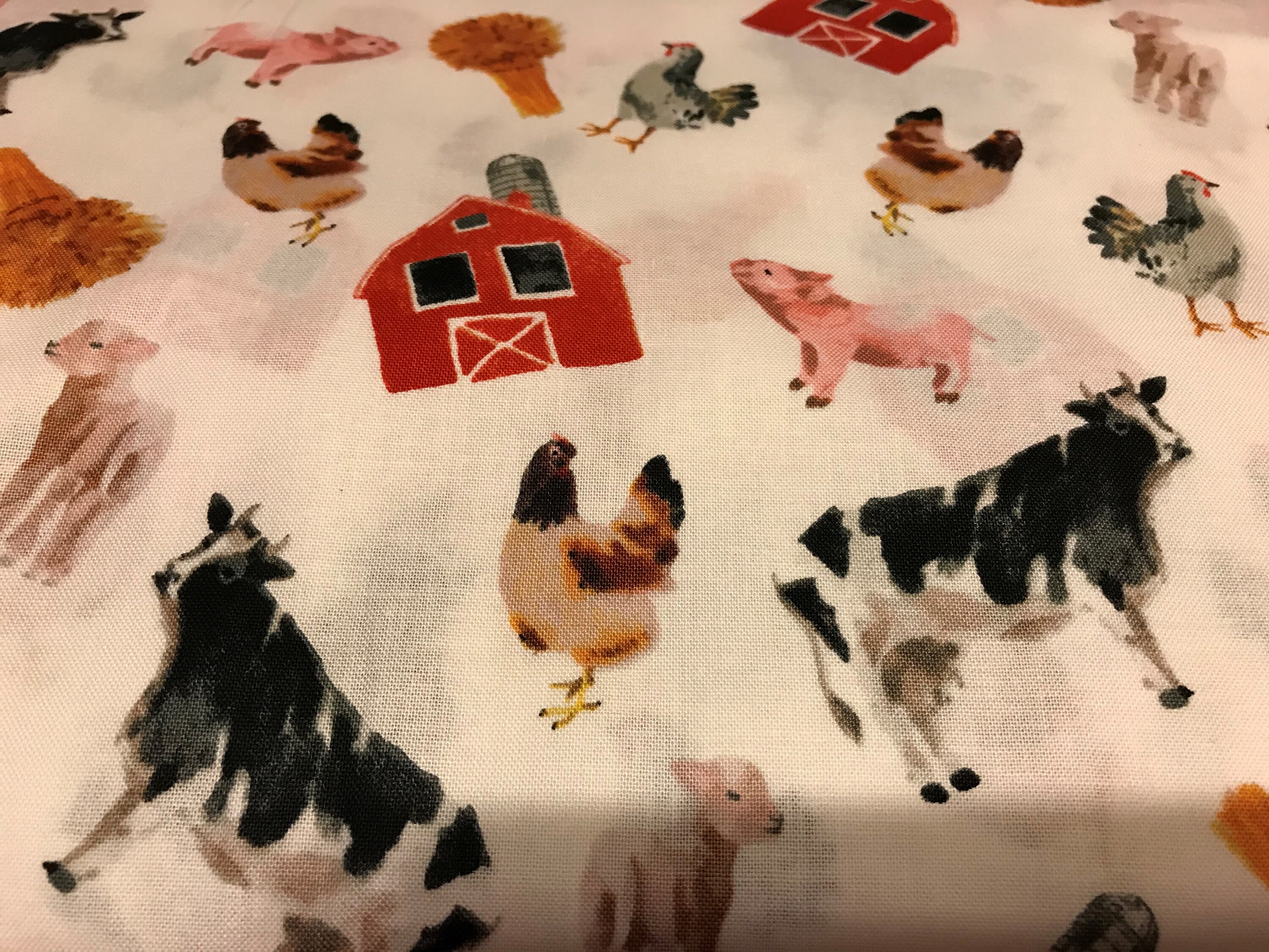 Farm Animals 100 cotton fabric, sold by the yard