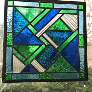 Digital download stained glass pattern 9 inch square - Irish Geo