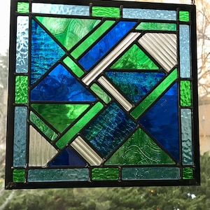 Digital download stained glass pattern 9 inch square - Irish Geo