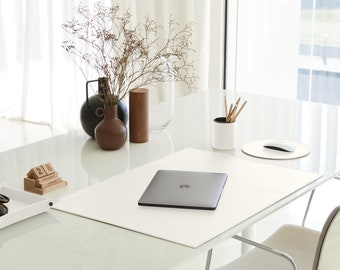 Real Leather Office Desk Mat White. Desk Pad with Handmade Stitchings and Non-Slip Bottom. Resistant to wear and water. Made in Italy