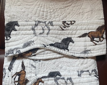 HORSES Lap 50x60  Heirloom Quilt Blanket Western