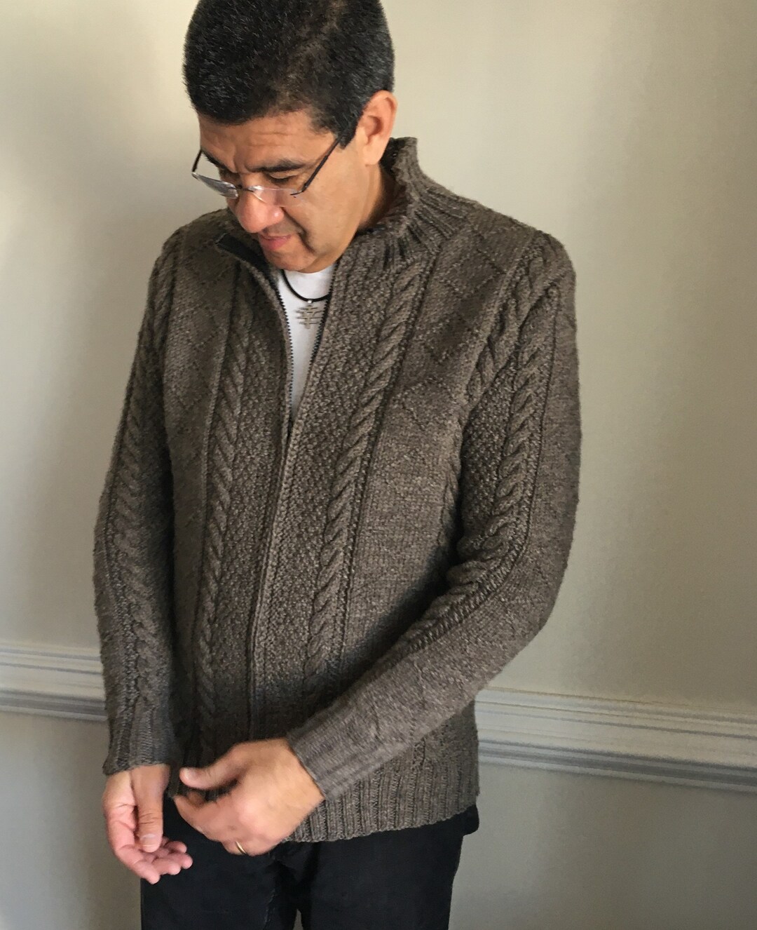 Knitting Pattern Men's Cable Cardigan With Zipper or Buttons Etsy