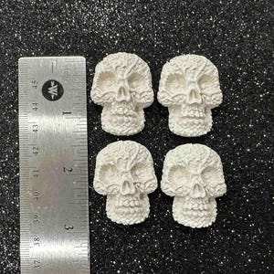 4 detailed halloween skulls / Paintable halloween crafts / Gypsum Cement Paintable art / Halloween art/