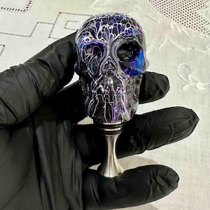 Skull Bottle Stoppers / Handcrafted Skull Bottle Stopper / Gothic Home Bar Gift / Wine Stopper - Bottle Stoppers/ Resin Art/ Handmade Gift