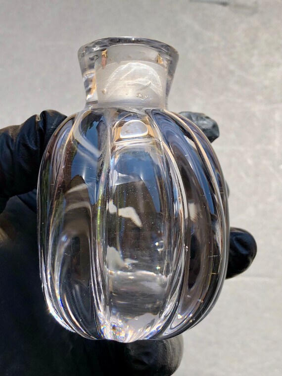 Vintage glass genie perfume bottle from the 1940s - image 3