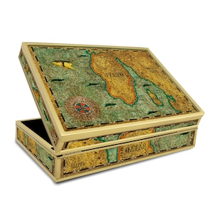 Artisanat d'art - Carte ancienne Qatar Boussole et Navire - Grand Coffre en fixé sous verre avec compartiments