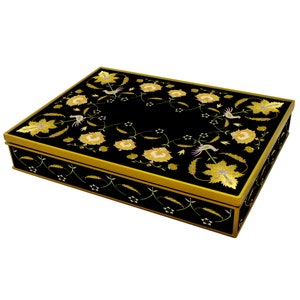 Vintage jewelry box Handmade Jewelry and Accessories Organizer with Flat Lid and Hinges Baroque Style Red Birds