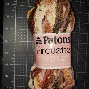 New  Patons Pirouette Sequin Yarn  1 Skein 85 grams Sienna Sparkle