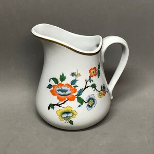 Williams Sonoma Grande Cuisine Creamer Pitcher Floral Design Gold Trim - made in France
