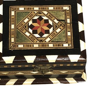 Small Box Inlay Set 2 Small Hinged Trinket Wooden Boxes Inlay Design Lacquer Red Felt ...