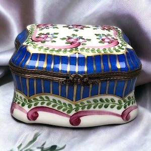 Large 3x2x2 Limoges Pill Box Trinket Box Hand Painted Blue Gold Pink Flowers - France