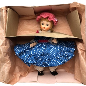 Madame Alexander 8 inch doll Miss Muffet #452 with Tag and Original Box