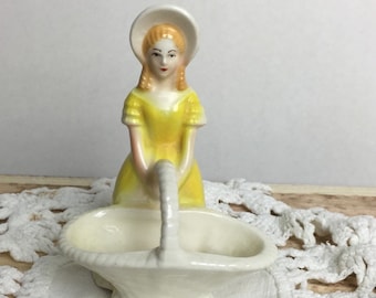 FREE SHIPPING - Victorian Figurine Girl Bonnet Basket Holder Trinket Ring Holder Czechoslovakia