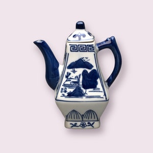 6.5" Tall Chinese Hand Painted Decorative Porcelain White Blue Teapot