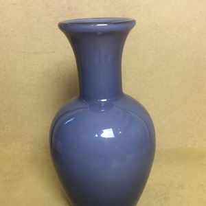 Unique 70s Larry Laslo For Mikasa Japan Handblown Lavender Purple Art Glass Vase