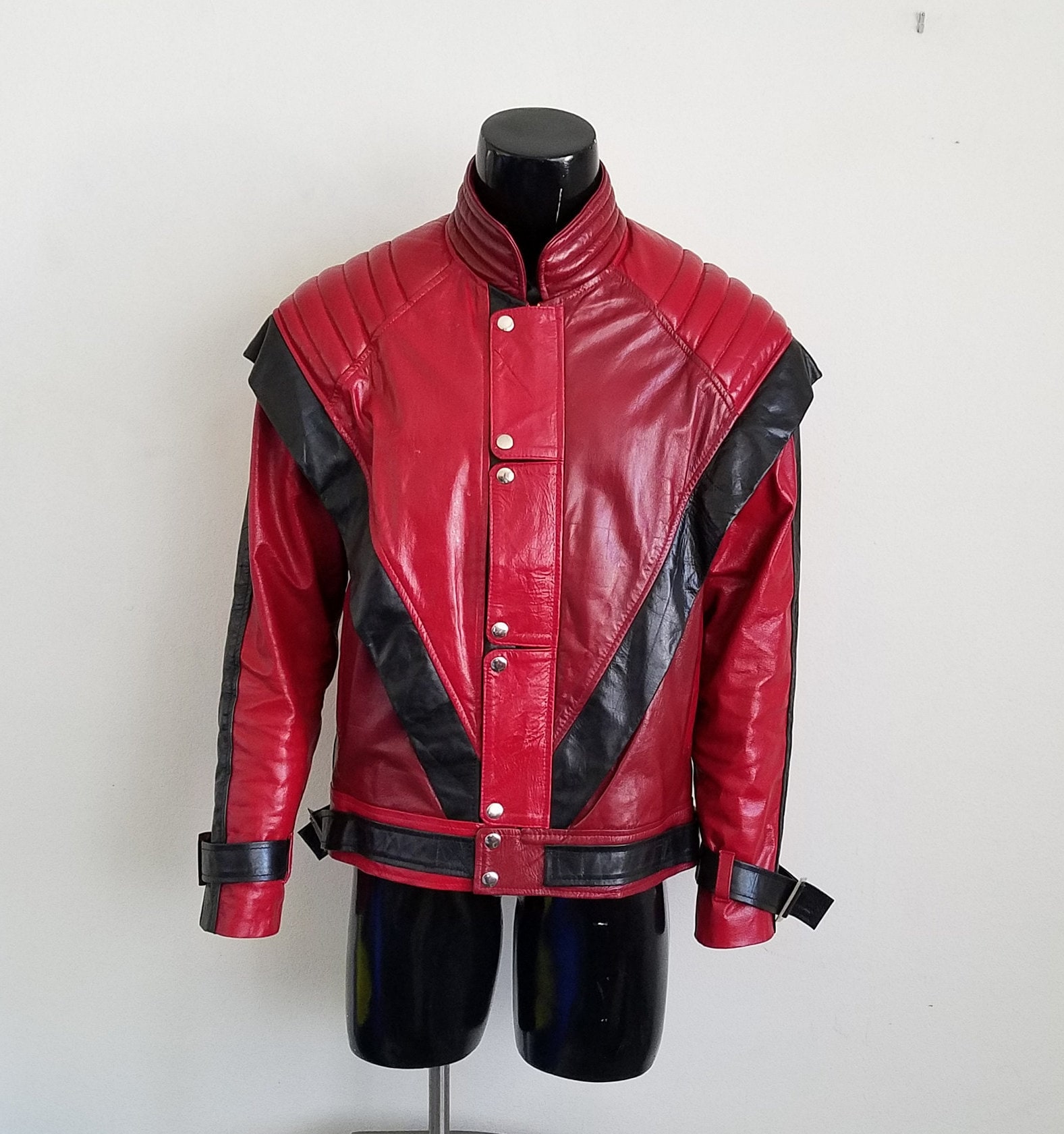 Original michael best sale jackson thriller jacket