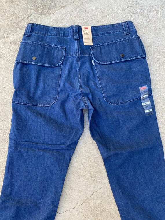 Levis - image 7