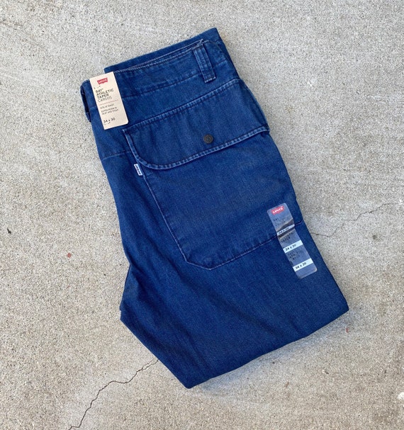 Levis - image 1