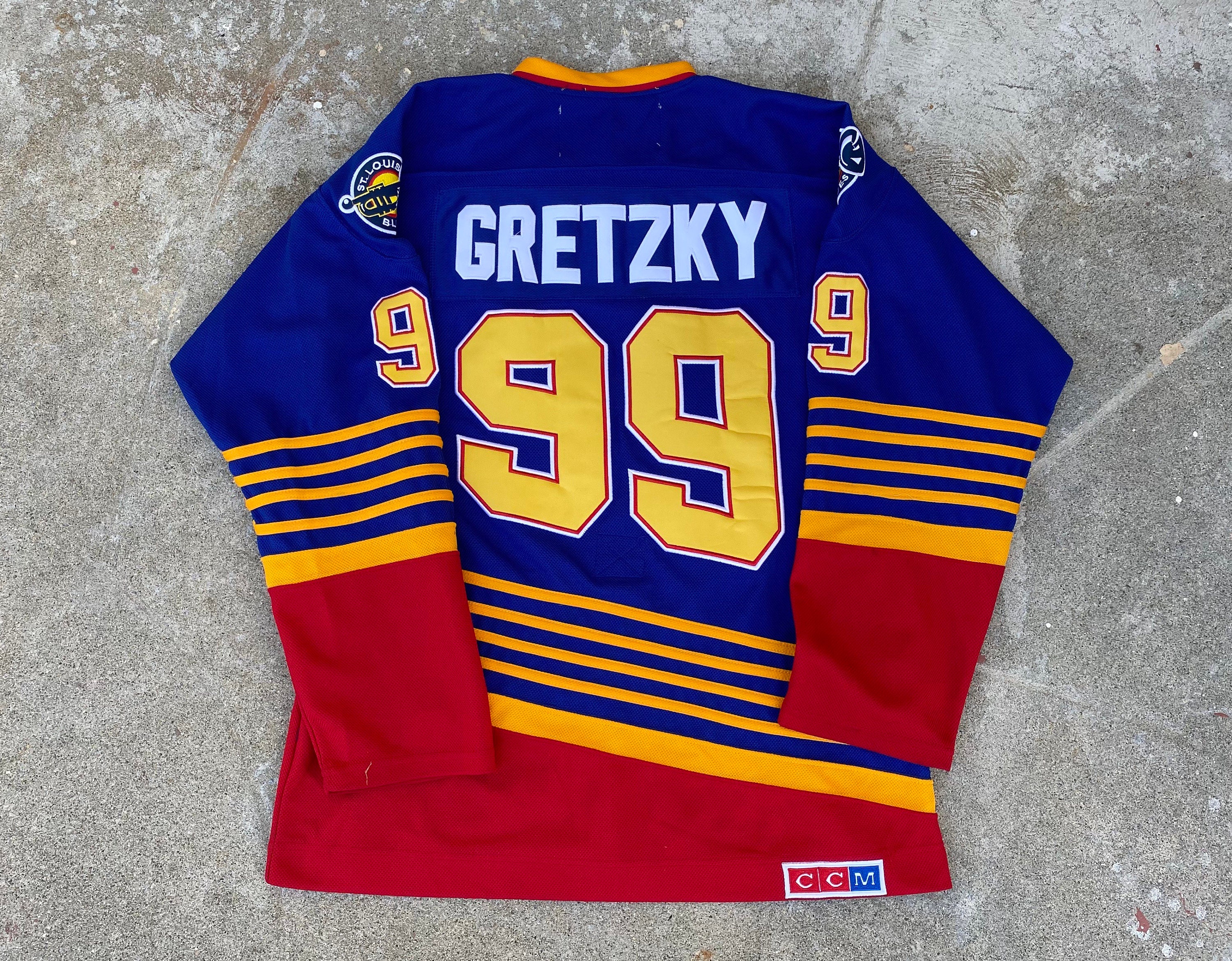 Vintage blues baseball jersey : r/stlouisblues